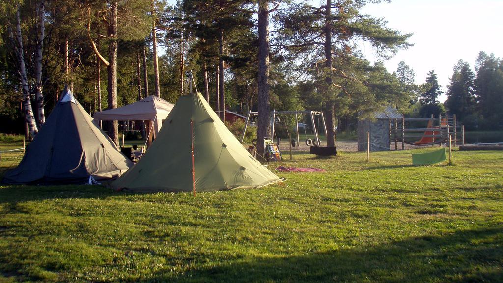Lits Camping, Stugby Och Kanot 外观 照片